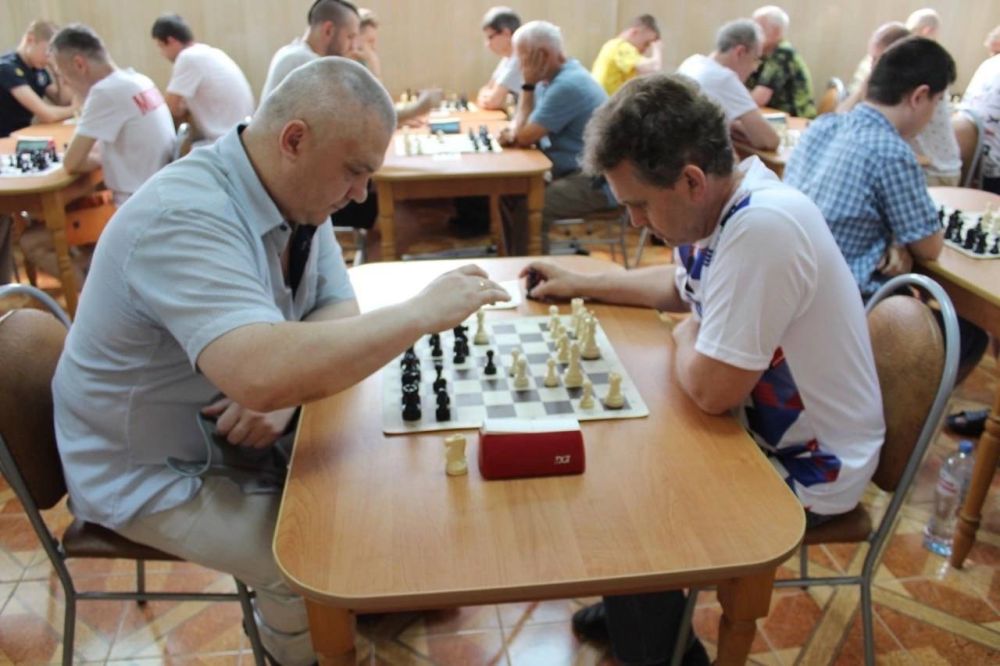 В Алуште стартовал Чемпионат России по шахматам (спорт глухих) В Алуште стартовал Чемпионат России по шахматам (спорт глухих)