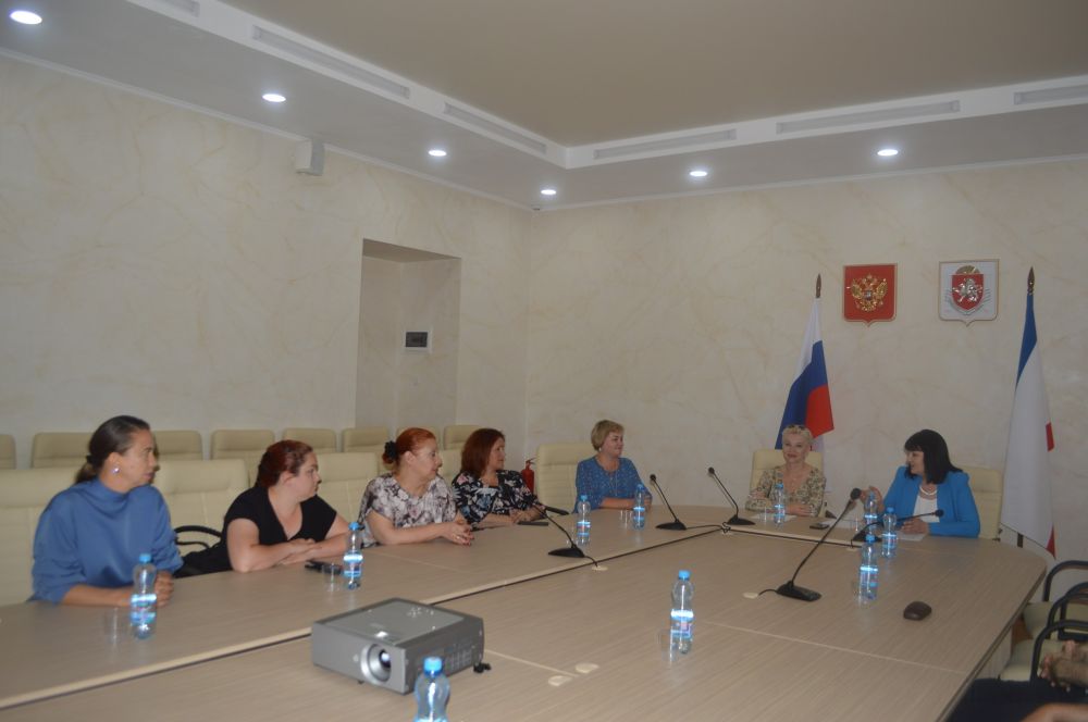 Валентина Лаврик: Победителем регионального этапа Всероссийского конкурса среди педагогических работников системы среднего профессионального образования «Мастер года» в 2024 году в Республике Крым стала Валентина Лаврик: Победителем регионального этапа Всероссийского конкурса среди педагогических работников системы среднего профессионального образования «Мастер года» в 2024 году в Республике Крым стала