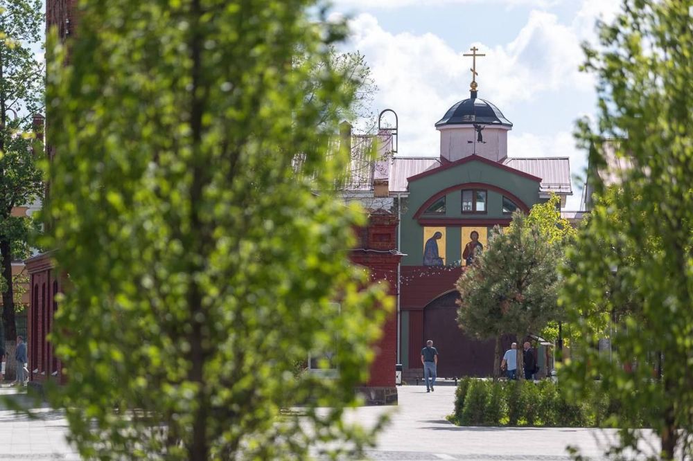 Замминистра Юрий Гордеев осмотрел реконструкцию территорий г. Печоры Замминистра Юрий Гордеев осмотрел реконструкцию территорий г. Печоры