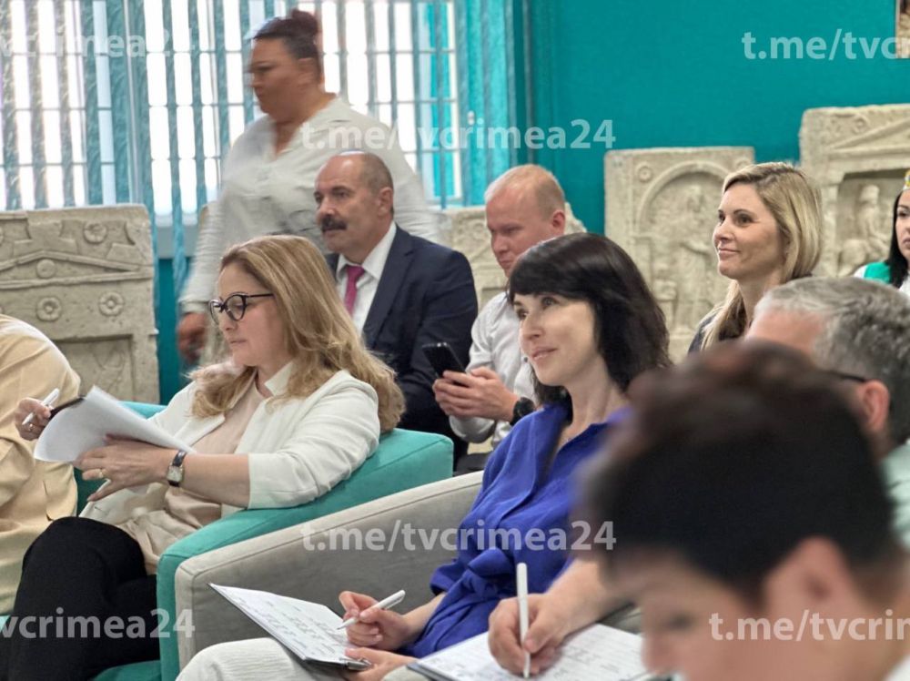 В Керчи проходит финал интеллектуально-дискуссионной игры «АГОНиМЫ». В Керчи проходит финал интеллектуально-дискуссионной игры «АГОНиМЫ».