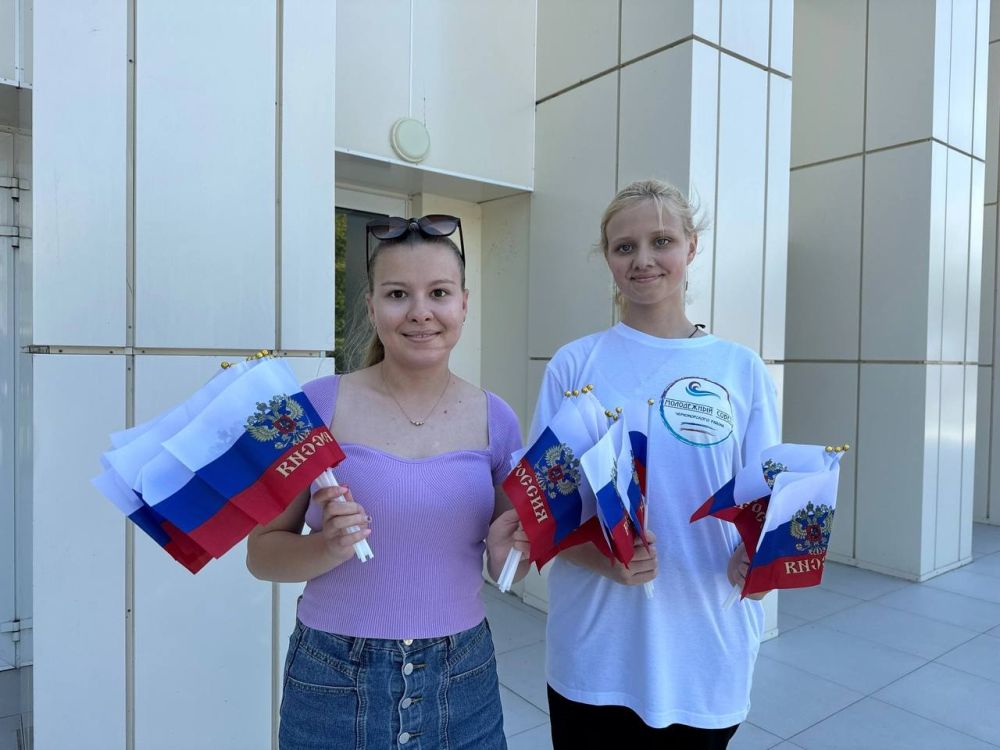 Страна побеждает тогда, когда армию поддерживает весь народ Страна побеждает тогда, когда армию поддерживает весь народ