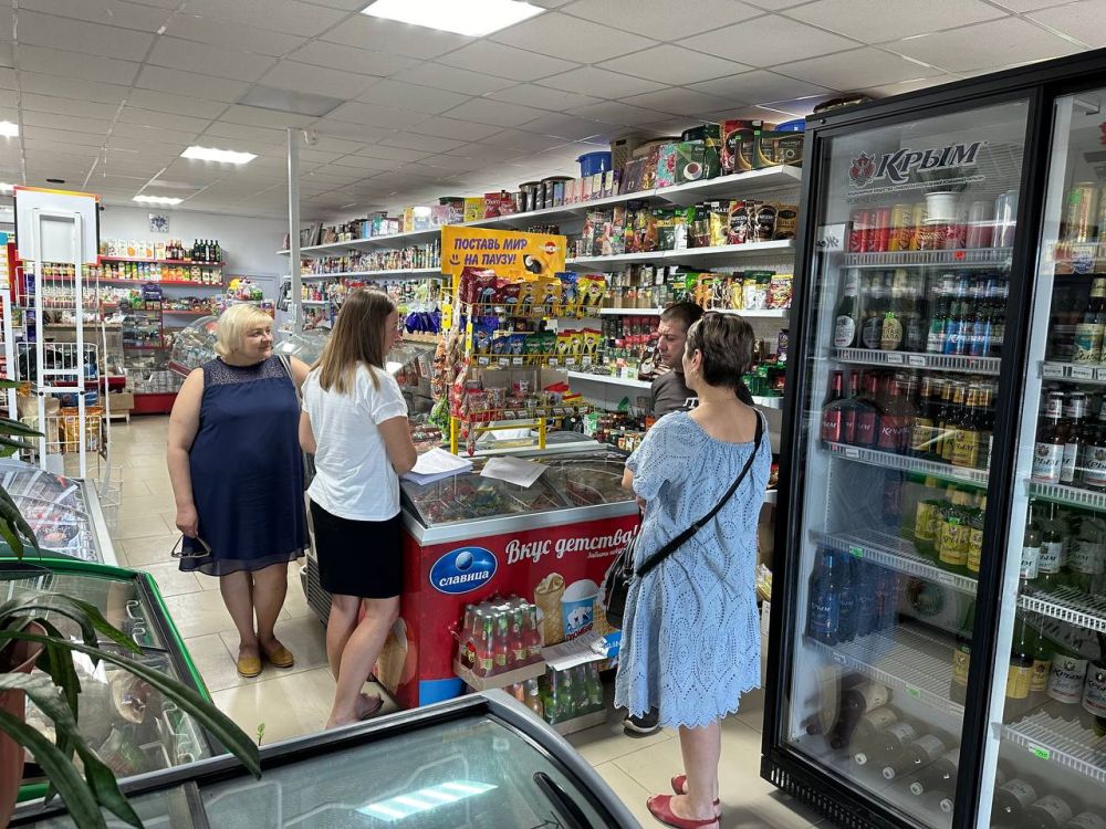 Членами Межведомственной комиссии по погашению задолженности по выплате заработной платы, мониторингу ситуации на рынке... Членами Межведомственной комиссии по погашению задолженности по выплате заработной платы, мониторингу ситуации на рынке...