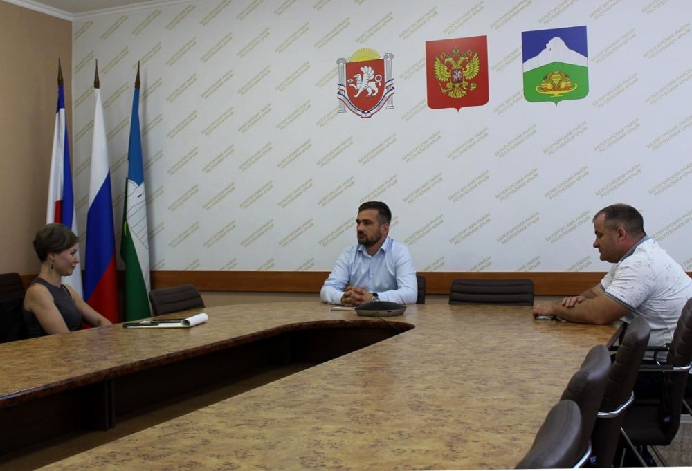 Вадим Бахметьев: Сегодня провел личный прием граждан, в ходе которого заявители обратились по вопросам, касающимся земельных отношений, культуры и спорта, а также по другим вопросам Вадим Бахметьев: Сегодня провел личный прием граждан, в ходе которого заявители обратились по вопросам, касающимся земельных отношений, культуры и спорта, а также по другим вопросам
