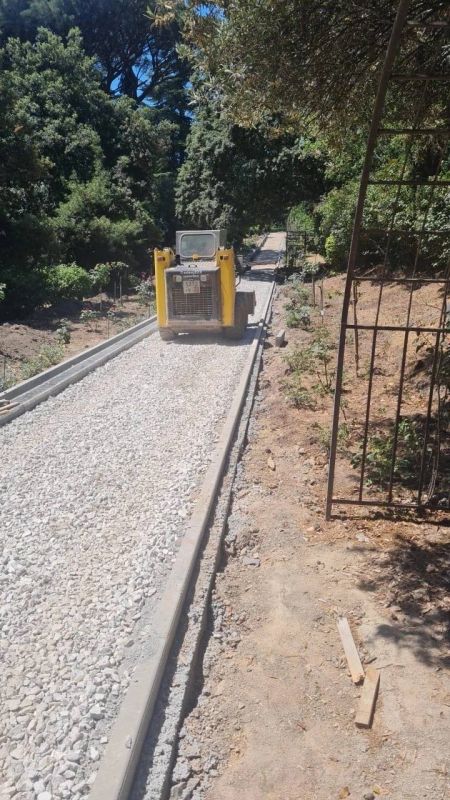 Ольга Славгородская: Благоустройство территории парка-памятника садово-паркового искусства «Массандровский» продолжается Ольга Славгородская: Благоустройство территории парка-памятника садово-паркового искусства «Массандровский» продолжается