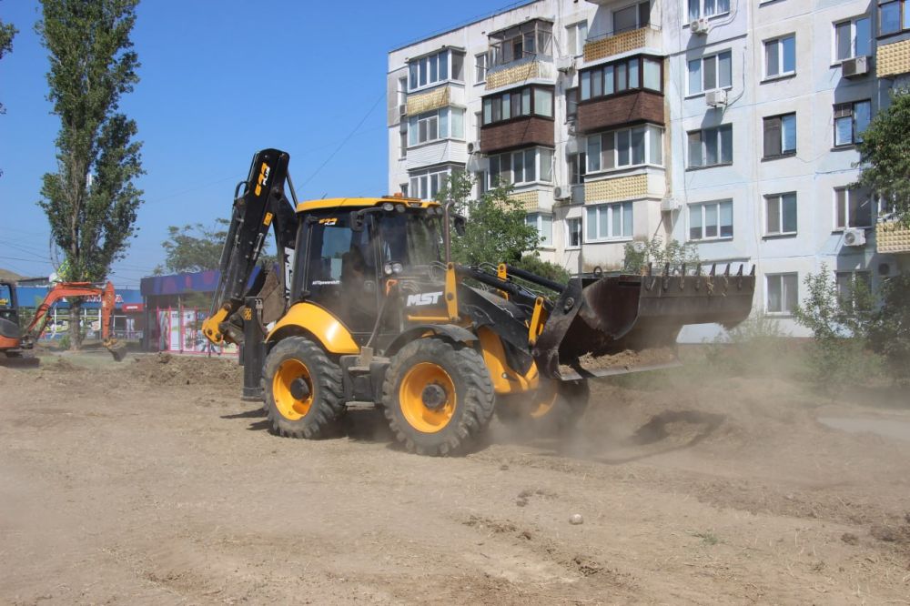 #ЖКХ_и_строительство. «Занижаем газоны, обрезаем сухие ветки, формируем щебневые парковочные места» #ЖКХ_и_строительство. «Занижаем газоны, обрезаем сухие ветки, формируем щебневые парковочные места»