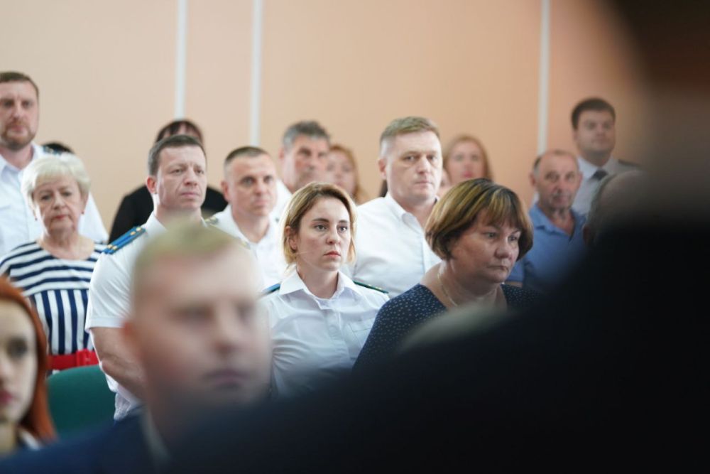 Алексей Зинченко: Сегодня поздравил студентов Крымского юридического института (филиала) Университета прокуратуры Российской Федерации с юбилеем! Алексей Зинченко: Сегодня поздравил студентов Крымского юридического института (филиала) Университета прокуратуры Российской Федерации с юбилеем!