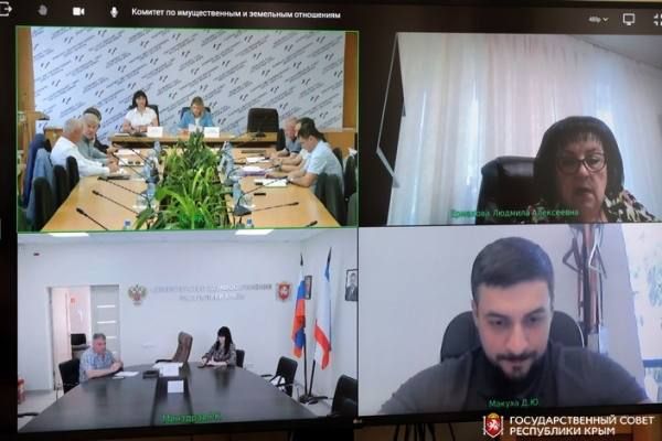 Комитет по имущественным и земельным отношениям на своем заседании, которое провела его председатель Евгения Добрыня, рассмотрел и поддержал решение, касающееся вопросов управления республиканской собственностью Комитет по имущественным и земельным отношениям на своем заседании, которое провела его председатель Евгения Добрыня, рассмотрел и поддержал решение, касающееся вопросов управления республиканской собственностью