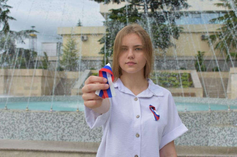 Галина Огнёва: Алушта присоединилась к Всероссийской акции «Российский триколор» Галина Огнёва: Алушта присоединилась к Всероссийской акции «Российский триколор»