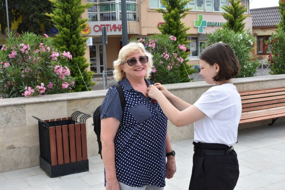 Галина Огнёва: Алушта присоединилась к Всероссийской акции «Российский триколор» Галина Огнёва: Алушта присоединилась к Всероссийской акции «Российский триколор»