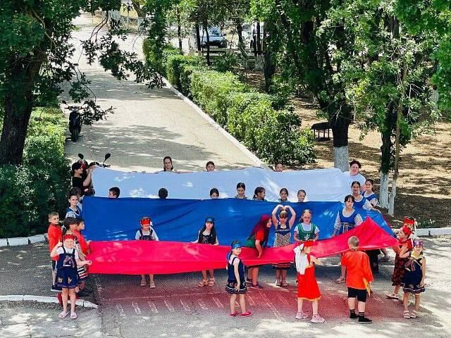 Антон Кравец: Россия – это удивительная страна с многовековой историей, богатой культурой и разнообразной природой Антон Кравец: Россия – это удивительная страна с многовековой историей, богатой культурой и разнообразной природой
