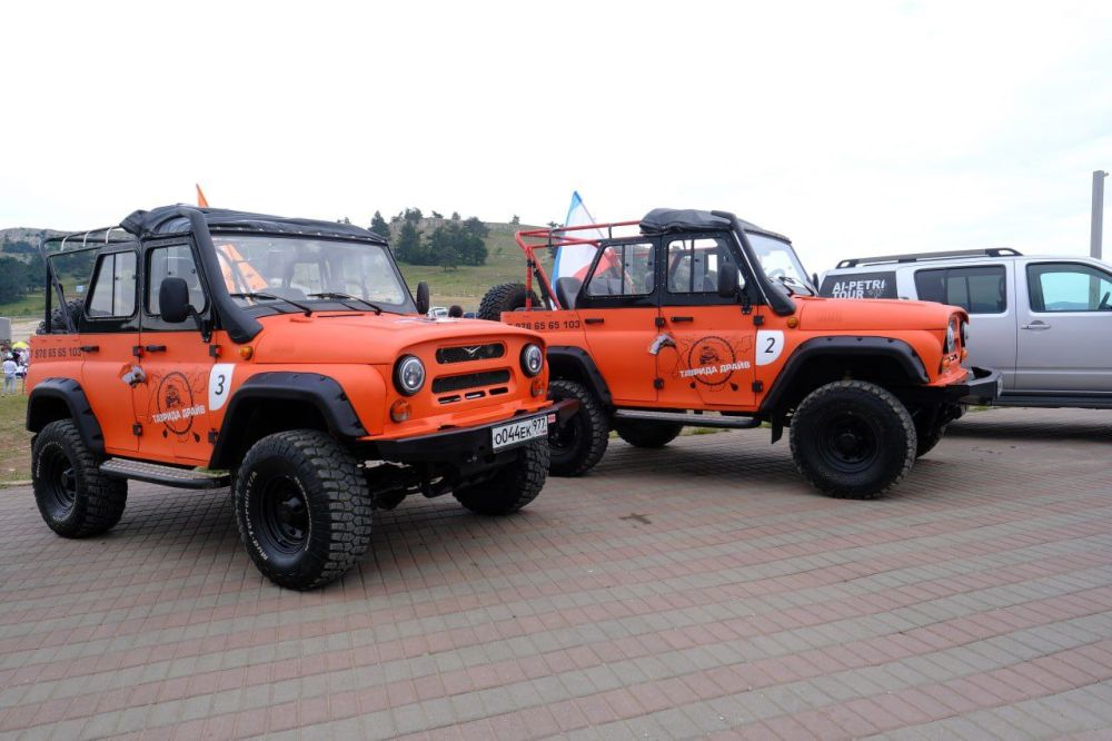 Янина Павленко: Ай-Петри, наше место силы, прекрасный бриллиант в ожерелье крымских гор, по праву становится местом притяжения ялтинцев и гостей города! Янина Павленко: Ай-Петри, наше место силы, прекрасный бриллиант в ожерелье крымских гор, по праву становится местом притяжения ялтинцев и гостей города!