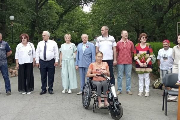 В День России на территории специализированного спинального санатория имени академика Н.Н В День России на территории специализированного спинального санатория имени академика Н.Н