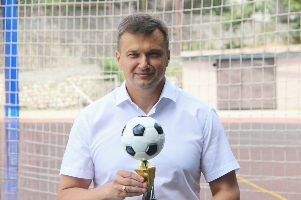 Константин Шимановский: ФШ «Юниор Ялта» стала победителем республиканского финала Всероссийского турнира «Кожаный мяч»! В... Константин Шимановский: ФШ «Юниор Ялта» стала победителем республиканского финала Всероссийского турнира «Кожаный мяч»! В...