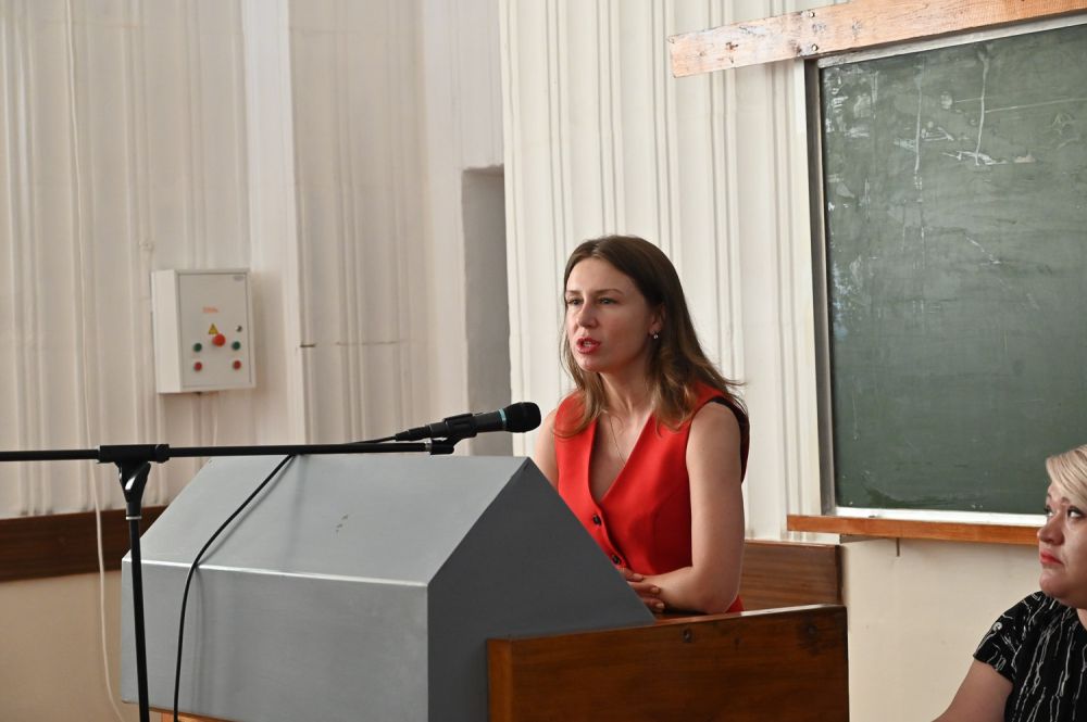 Со студентами крымских вузов продолжают обсуждать Программу развития республики до 2036 года Со студентами крымских вузов продолжают обсуждать Программу развития республики до 2036 года