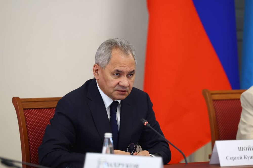 Михаил Развожаев: Сегодня участвовал в выездном совещании секретаря Совета Безопасности РФ Сергея Кужугетовича Шойгу Михаил Развожаев: Сегодня участвовал в выездном совещании секретаря Совета Безопасности РФ Сергея Кужугетовича Шойгу