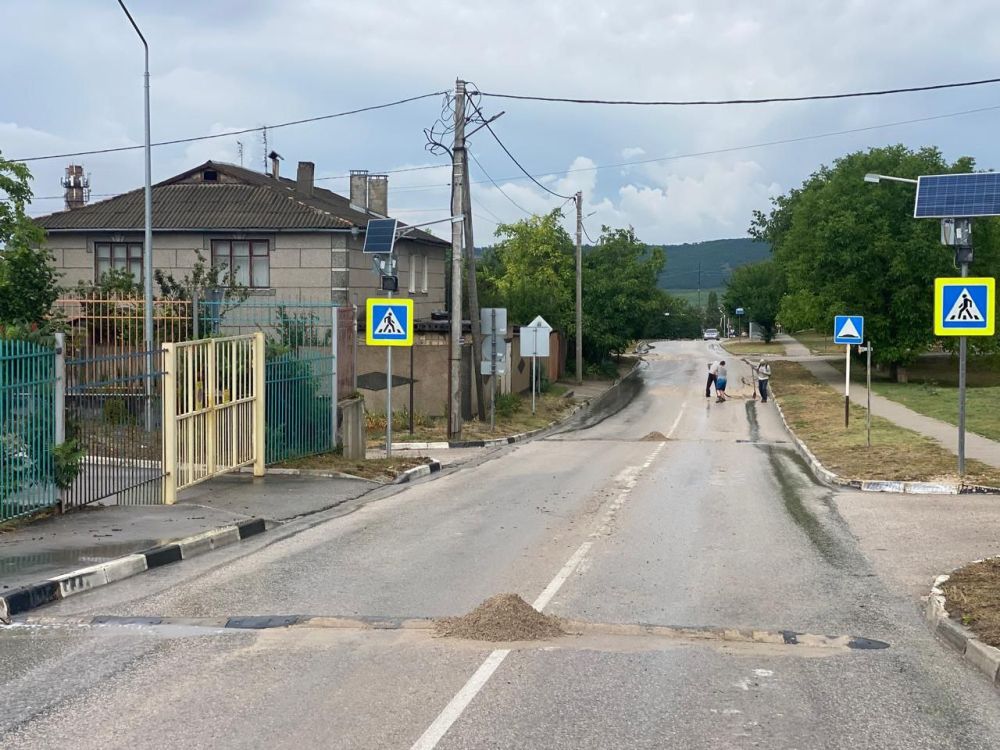 Дмитрий Скобликов: В городе проводятся работы по устранению последствий прошедшей непогоды Дмитрий Скобликов: В городе проводятся работы по устранению последствий прошедшей непогоды