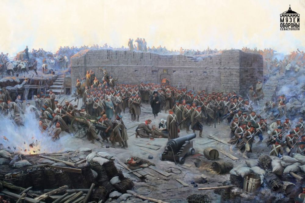 Михаил Развожаев: 18 июня 1855 года, во время первой обороны города, русские войска отразили первый общий штурм укреплений Корабельной стороны Севастополя Михаил Развожаев: 18 июня 1855 года, во время первой обороны города, русские войска отразили первый общий штурм укреплений Корабельной стороны Севастополя