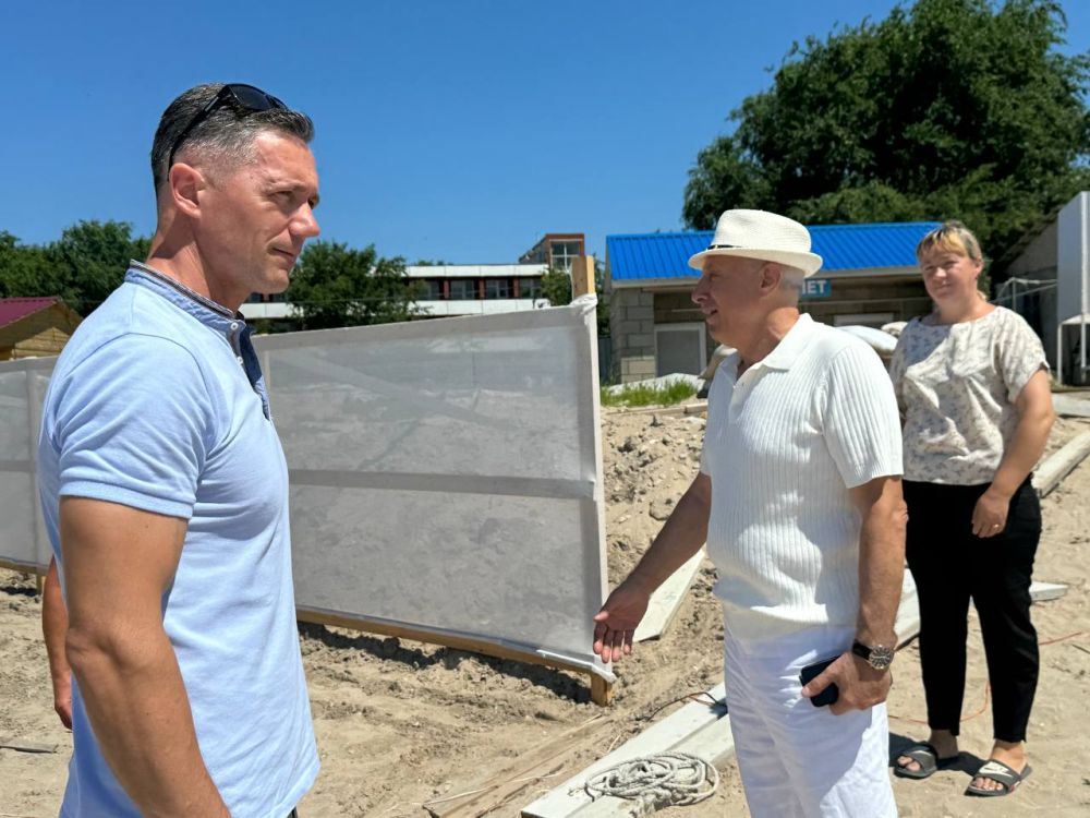 Александр Дудинов: Вместе с руководством Черноморского РЭС выехали на пляж в селе Межводное Александр Дудинов: Вместе с руководством Черноморского РЭС выехали на пляж в селе Межводное