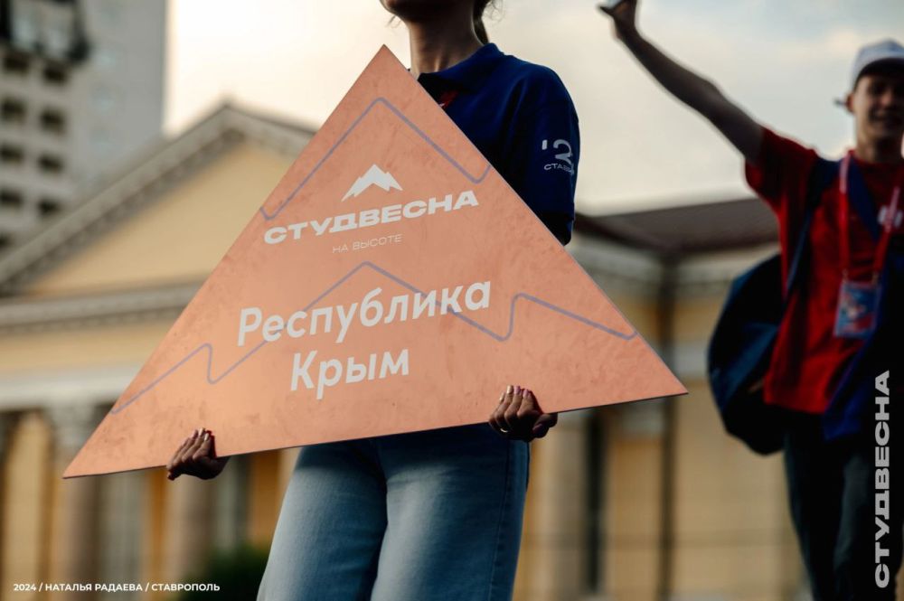ГОРДИМСЯ ТАЛАНТЛИВОЙ МОЛОДЕЖЬЮ! ГОРДИМСЯ ТАЛАНТЛИВОЙ МОЛОДЕЖЬЮ!