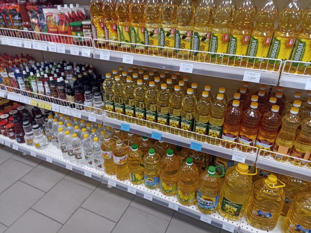 Василий Грабован: В наших магазинах можно купить социально значимые товары по специальным ценам Василий Грабован: В наших магазинах можно купить социально значимые товары по специальным ценам