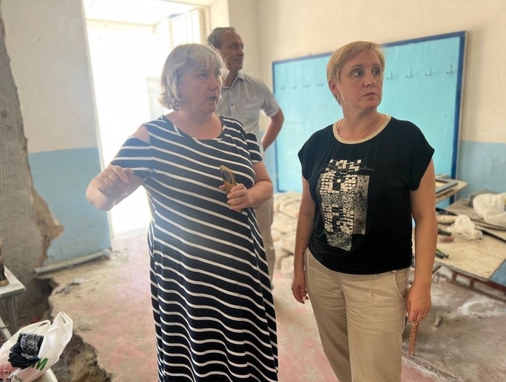 Игорь Ивин: В городе проходит активная подготовка школ, детских садов и учреждений дополнительного образования к новому учебному году Игорь Ивин: В городе проходит активная подготовка школ, детских садов и учреждений дополнительного образования к новому учебному году