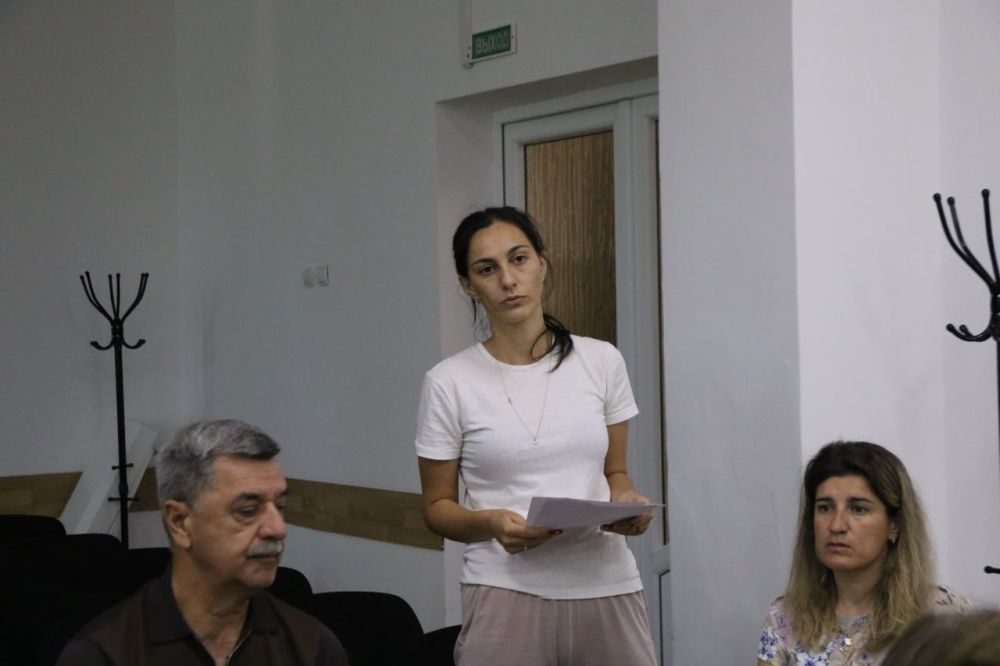Ольга Урайкина: В большом зале администрации Бахчисарайского района состоялось совместное заседание постоянных депутатских комиссий Бахчисарайского районного совета Ольга Урайкина: В большом зале администрации Бахчисарайского района состоялось совместное заседание постоянных депутатских комиссий Бахчисарайского районного совета