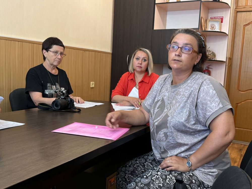 Александр Дудинов: Обсудил с черноморцами вопросы земельных и имущественных отношений Александр Дудинов: Обсудил с черноморцами вопросы земельных и имущественных отношений