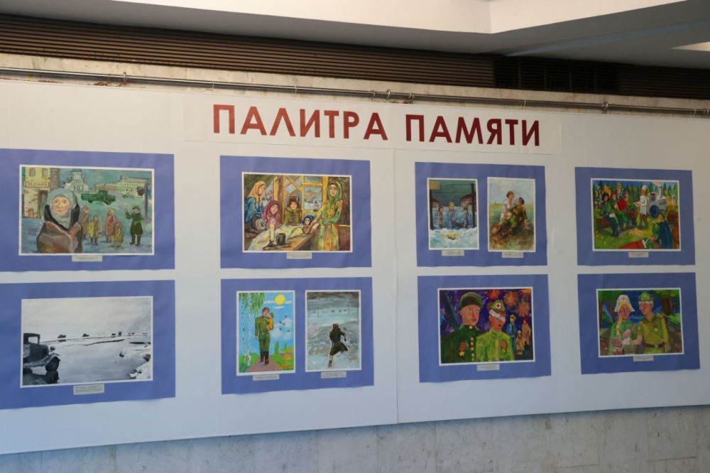 Владимир Константинов: Наградил победителей ежегодного Республиканского открытого конкурса «Палитра памяти» Владимир Константинов: Наградил победителей ежегодного Республиканского открытого конкурса «Палитра памяти»