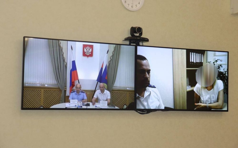 Прокурор Крыма Олег Камшилов совместно с руководителем филиала Государственного Фонда «Защитники Отечества» по Республике Крым провел личный прием граждан Прокурор Крыма Олег Камшилов совместно с руководителем филиала Государственного Фонда «Защитники Отечества» по Республике Крым провел личный прием граждан