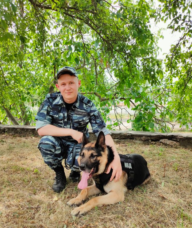 Хотим познакомить Вас с кинологом из Симферополя Хотим познакомить Вас с кинологом из Симферополя