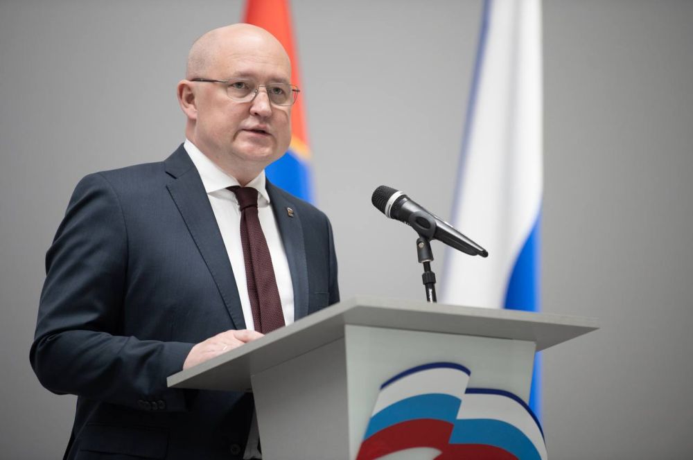 Михаил Развожаев: Накануне на 14-й конференции регионального отделения партии «Единая Россия» мы определили кандидатов на выборы в Законодательное собрание Михаил Развожаев: Накануне на 14-й конференции регионального отделения партии «Единая Россия» мы определили кандидатов на выборы в Законодательное собрание