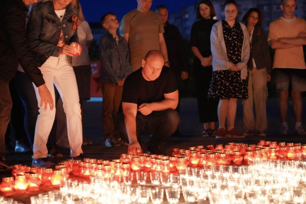 Иван Просоедов: Всероссийская акция «Свеча памяти» ежегодно объединяет сотни российских городов, Евпатория в их числе Иван Просоедов: Всероссийская акция «Свеча памяти» ежегодно объединяет сотни российских городов, Евпатория в их числе