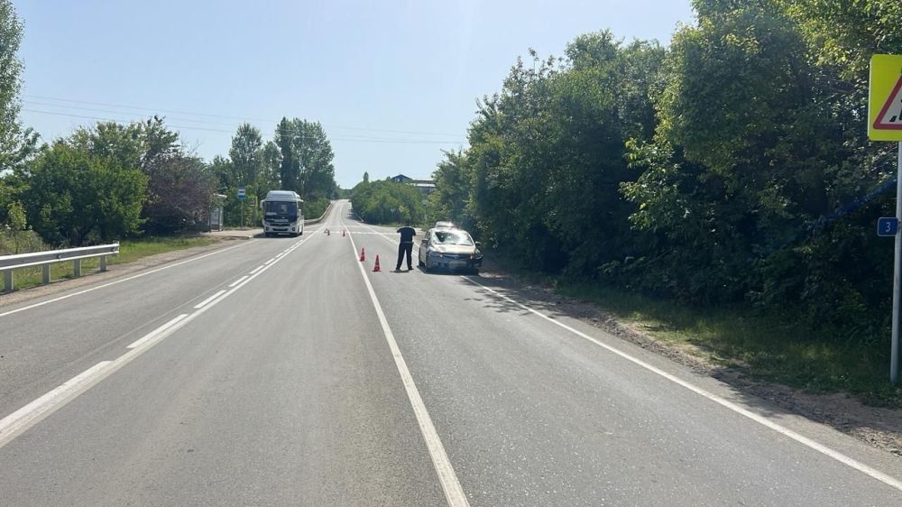 В Симферопольском районе легковушка сбила женщину В Симферопольском районе легковушка сбила женщину