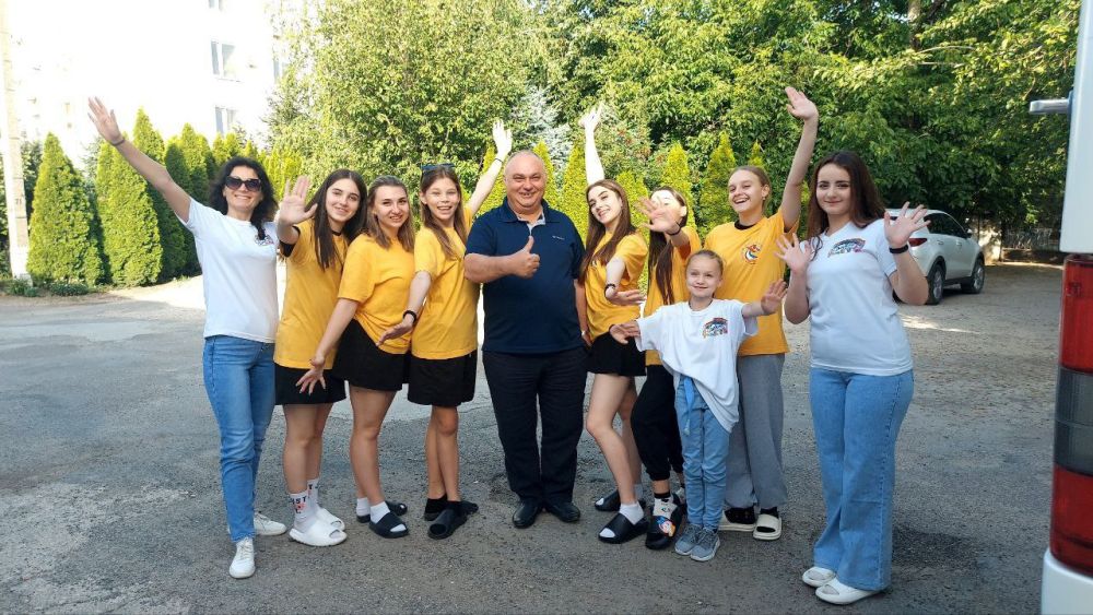 Василий Грабован: Красногвардейцы едут в Москву! Василий Грабован: Красногвардейцы едут в Москву!