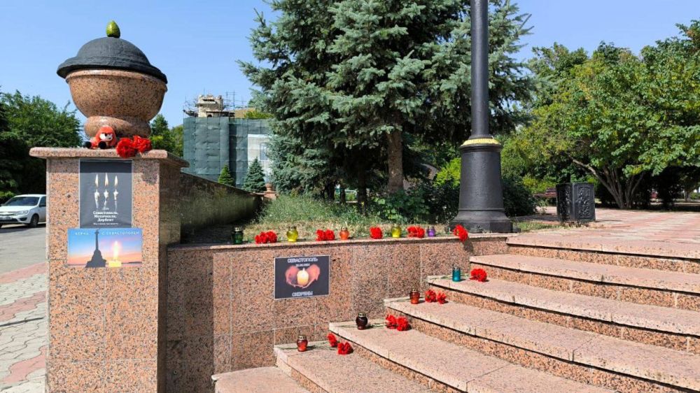 Святослав Брусаков: #Керчь_с_Севастополем. 24 июня в Крыму объявлено Днем траура. Керчь скорбит по погибшим в Севастополе Святослав Брусаков: #Керчь_с_Севастополем. 24 июня в Крыму объявлено Днем траура. Керчь скорбит по погибшим в Севастополе