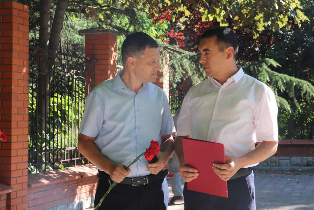 В Республике Крым состоялись траурные мероприятия, приуроченные ко Дню памяти жертв депортации армян, болгар, греков В Республике Крым состоялись траурные мероприятия, приуроченные ко Дню памяти жертв депортации армян, болгар, греков