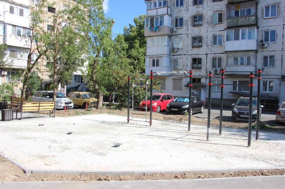 #в_диалоге_с_керчанами. Городские власти встретились с жителями МКД по ул. орького, 27. а встрече присутствовали заместитель... #в_диалоге_с_керчанами. Городские власти встретились с жителями МКД по ул. орького, 27. а встрече присутствовали заместитель...