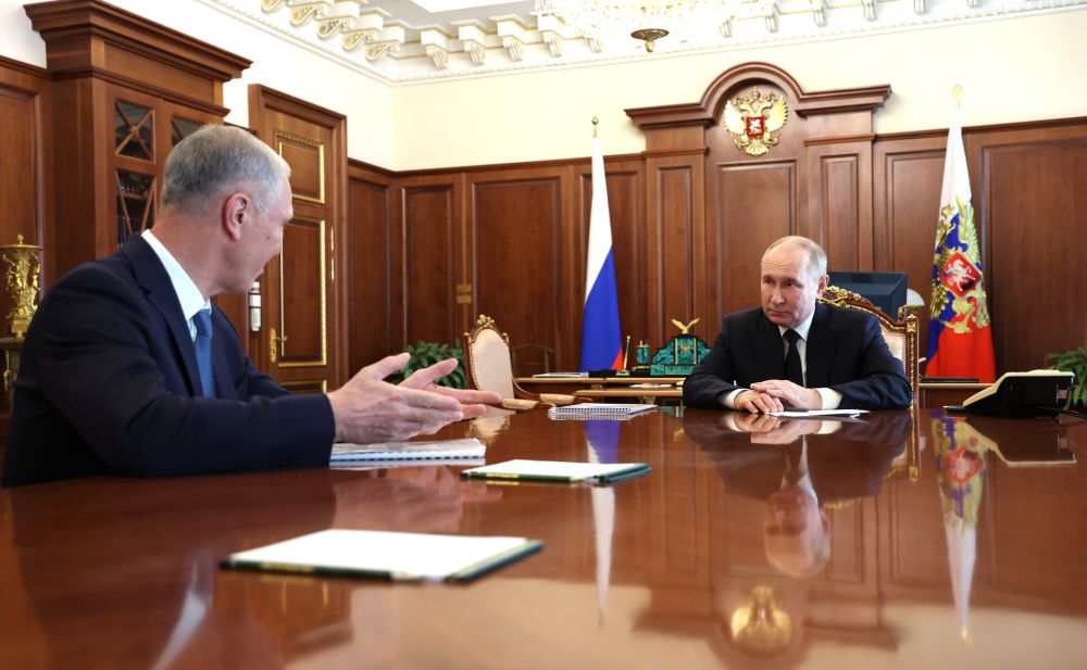 Губернатор доложил Президенту о ходе сельскохозяйственных работ, развитии дорожной и энергетической инфраструктуры в регионе Губернатор доложил Президенту о ходе сельскохозяйственных работ, развитии дорожной и энергетической инфраструктуры в регионе