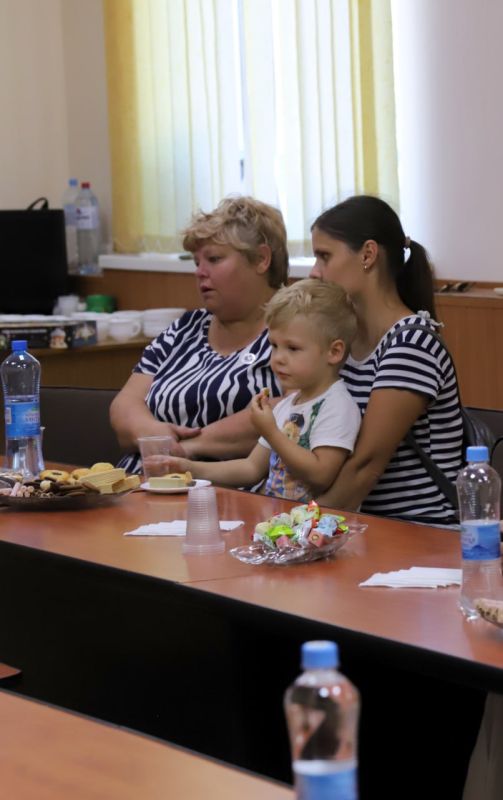 Людмила Пучкова: Теплая встреча прошла с матерями и жёнами участников СВО Людмила Пучкова: Теплая встреча прошла с матерями и жёнами участников СВО
