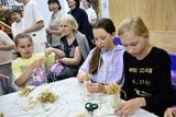 Василий Грабован: Обереги «Достаток в доме» гости выставки сделали собственными руками! Василий Грабован: Обереги «Достаток в доме» гости выставки сделали собственными руками!