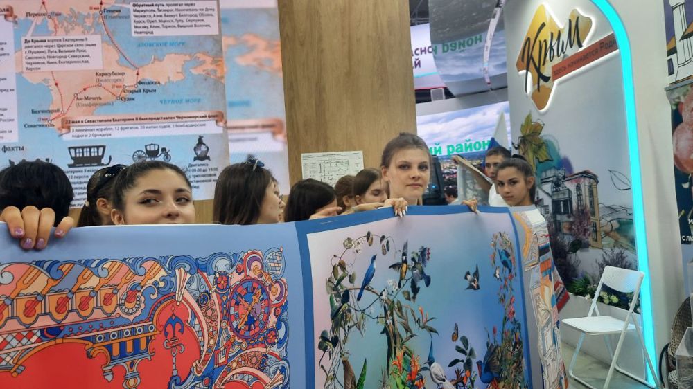 Ребята из Белогорского района приняли участие в Флешмобе в поддержку Крыма как Русской столицы косметологии, который прошел по территории павильона № 75 Международной выставки-форума Россия на ВДНХ Ребята из Белогорского района приняли участие в Флешмобе в поддержку Крыма как Русской столицы косметологии, который прошел по территории павильона № 75 Международной выставки-форума Россия на ВДНХ