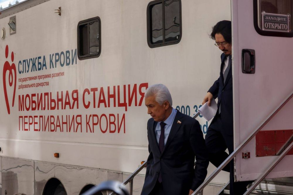 Виталий Милонов: Наши депутаты-доноры не остаются в стороне от беды, которая затронула Дагестан и Крым Виталий Милонов: Наши депутаты-доноры не остаются в стороне от беды, которая затронула Дагестан и Крым