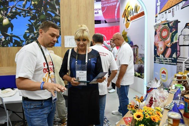Василий Грабован: Продолжаем встречать гостей нашего павильона! Василий Грабован: Продолжаем встречать гостей нашего павильона!