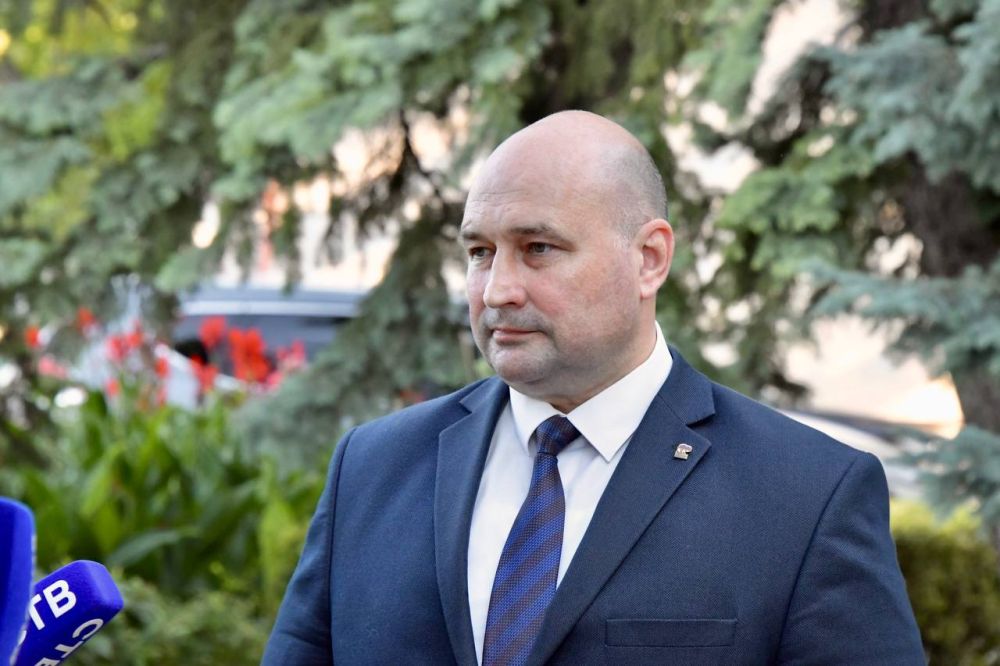 Владимир Немцев: Сегодня в Законодательном Собрании города Севастополя состоялось чрезвычайное пленарное заседание, инициированное Губернатором Михаилом Владимировичем Развожаевым Владимир Немцев: Сегодня в Законодательном Собрании города Севастополя состоялось чрезвычайное пленарное заседание, инициированное Губернатором Михаилом Владимировичем Развожаевым