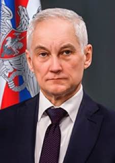 Минобороны заявило о возросшей интенсивности полетов американских стратегических беспилотников над акваторией Черного моря