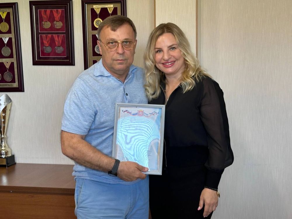 Министр спорта Ольга Торубарова приняла участие в заседании Республиканской Федерации Футбола Крыма Министр спорта Ольга Торубарова приняла участие в заседании Республиканской Федерации Футбола Крыма