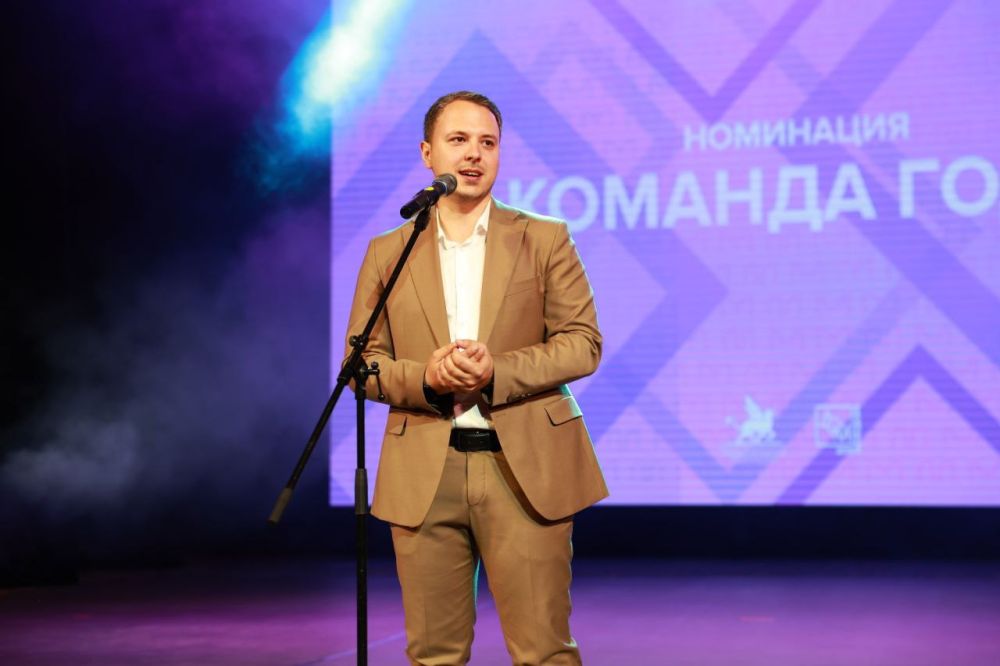 Алексей Зинченко: Молодежь Крыма – лучшая! Алексей Зинченко: Молодежь Крыма – лучшая!