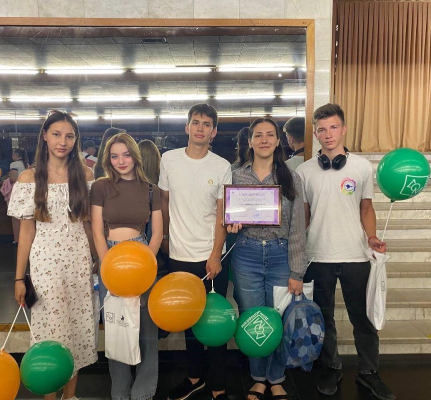 Гордимся нашим подрастающим поколением! Гордимся нашим подрастающим поколением!