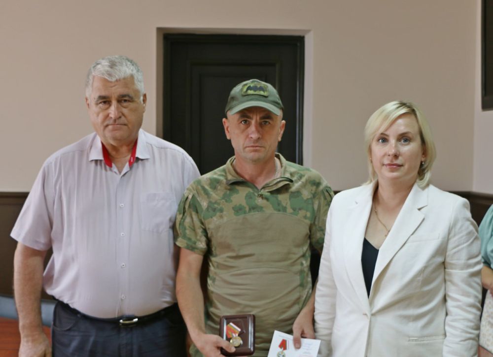 В администрации города чествовали военнослужащих специальной военной операции В администрации города чествовали военнослужащих специальной военной операции