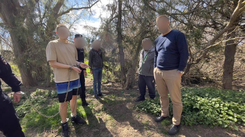 В Евпатории к длительным срокам лишения свободы приговорены жители региона за попытки сбыть синтетические наркотики В Евпатории к длительным срокам лишения свободы приговорены жители региона за попытки сбыть синтетические наркотики